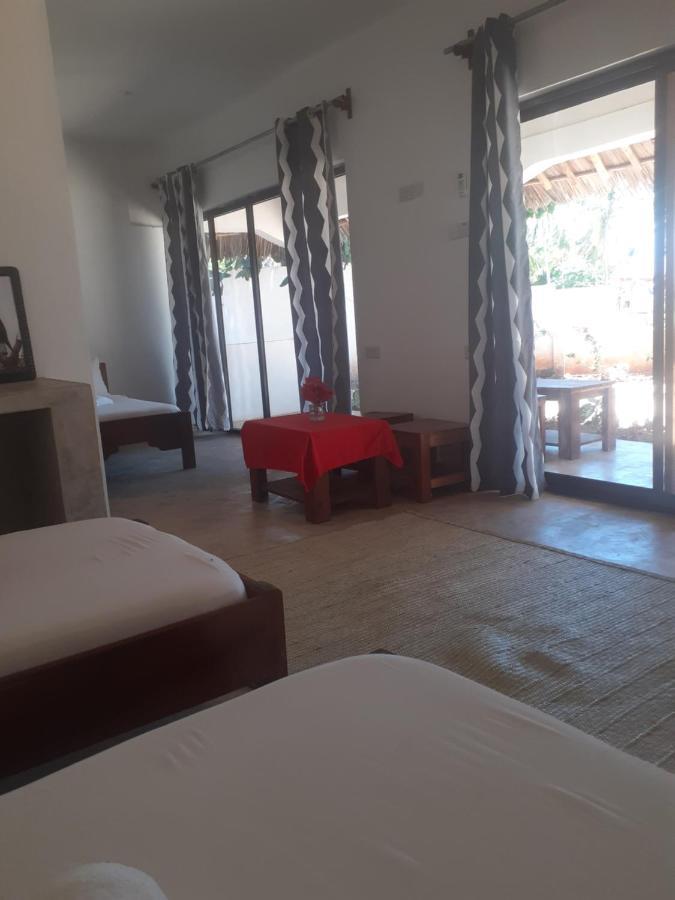 Hotel Maua Beach Kizimkazi Esterno foto